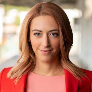 Meet your Posher, Kelly